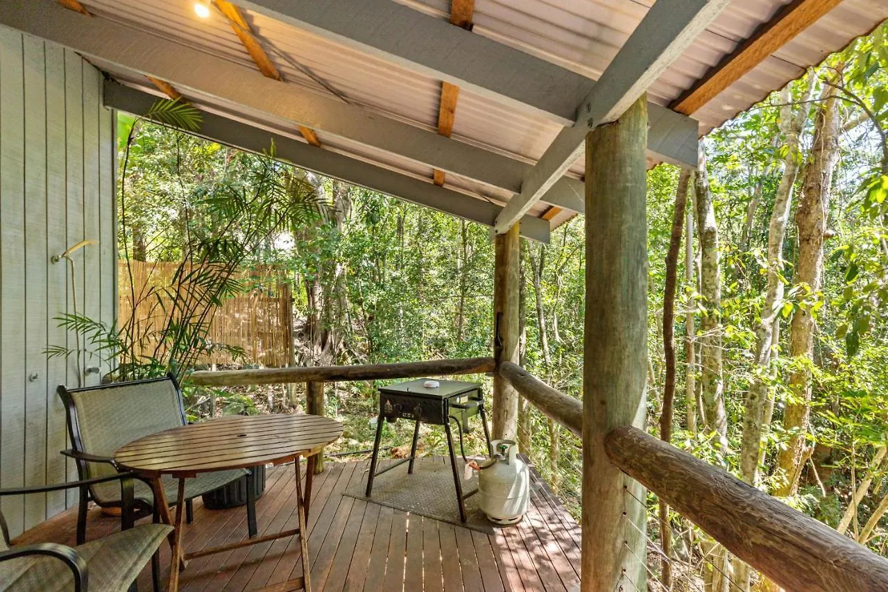 Aparthotel Hunchy Hideaway Montville 4*,